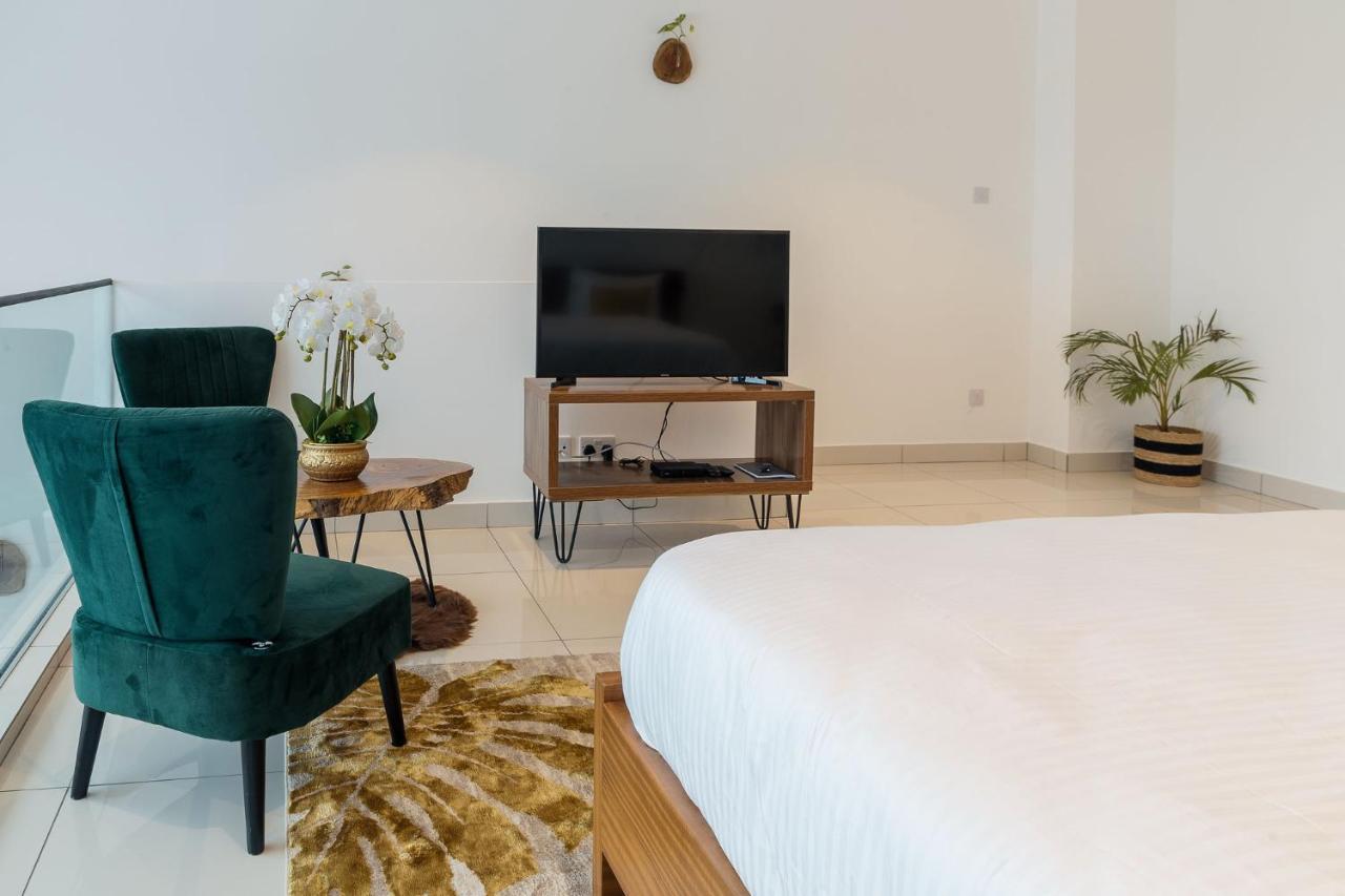 The Avery Loft At Embassy Gardens, Cantonments Accra Exterior photo