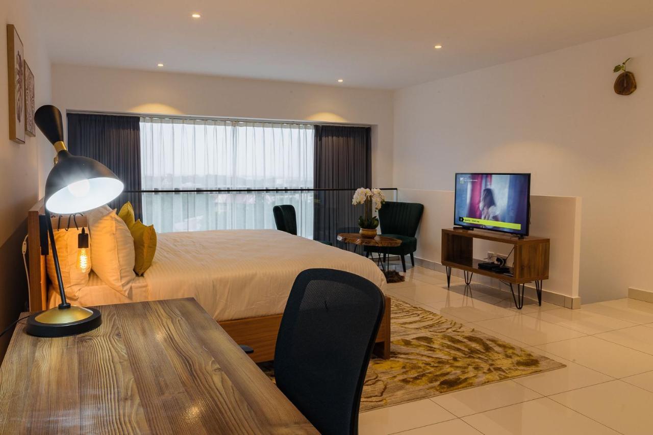 The Avery Loft At Embassy Gardens, Cantonments Accra Exterior photo